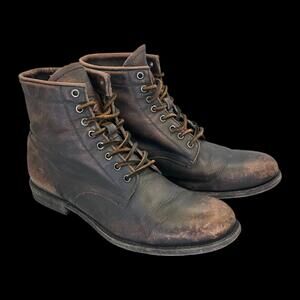 Freye Tyler Lace Up Boots - Black / Brown Distressed Leather 8.5 Mens